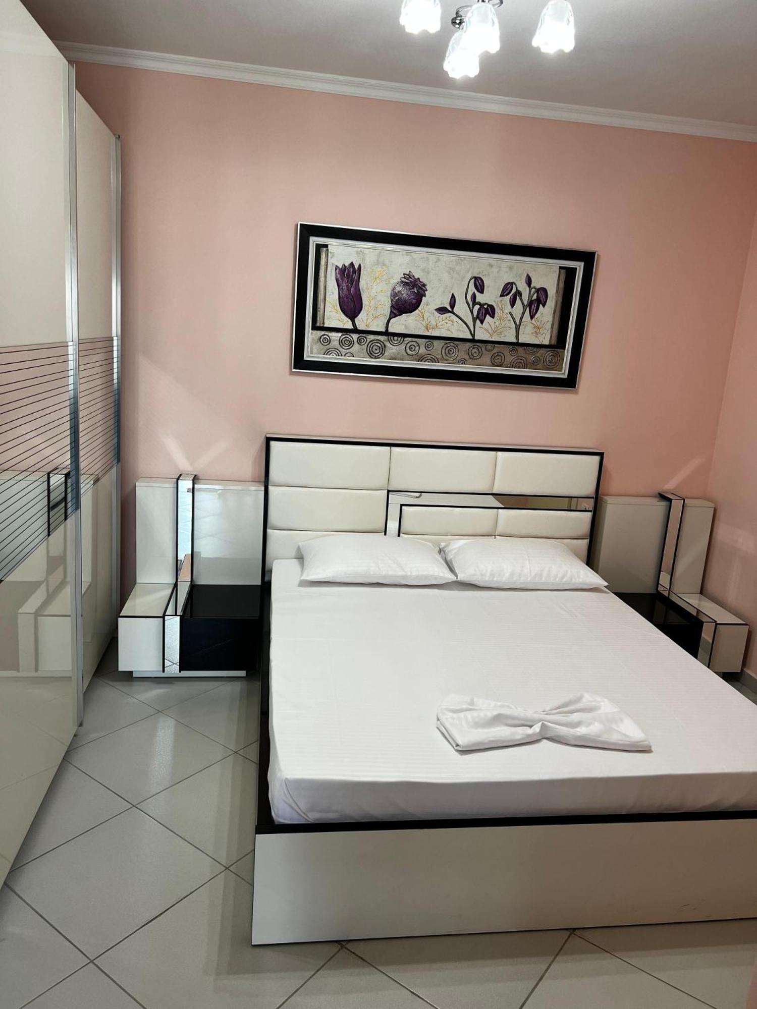 Amy'S Luxury Appartment Shkodër Eksteriør billede