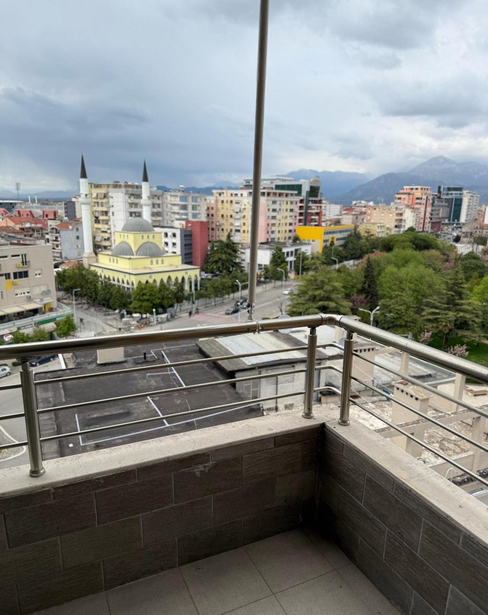 Amy'S Luxury Appartment Shkodër Eksteriør billede