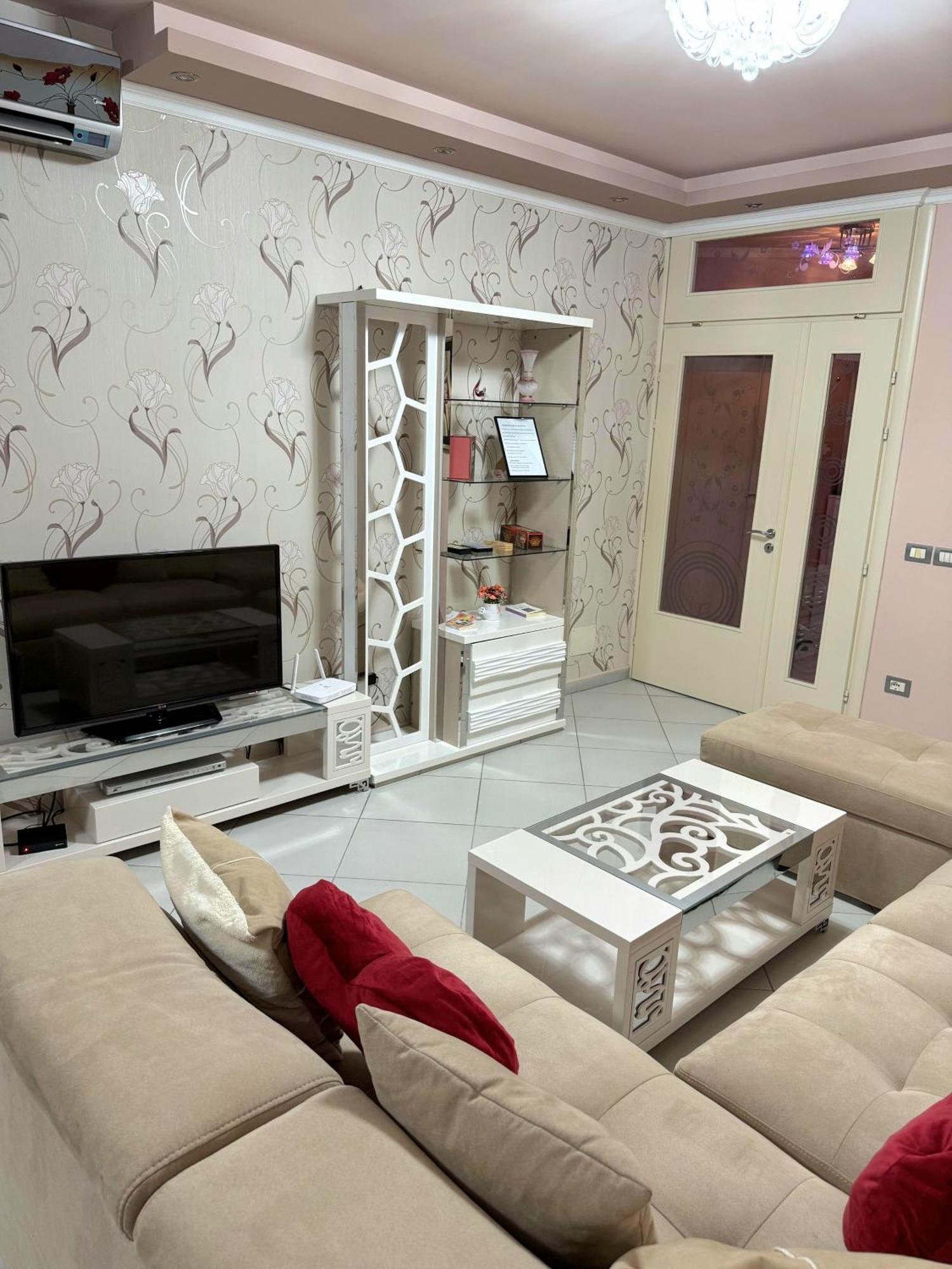 Amy'S Luxury Appartment Shkodër Eksteriør billede