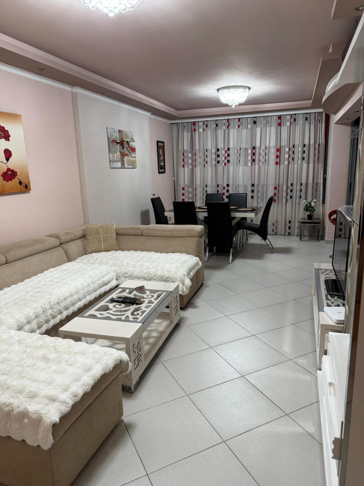 Amy'S Luxury Appartment Shkodër Eksteriør billede
